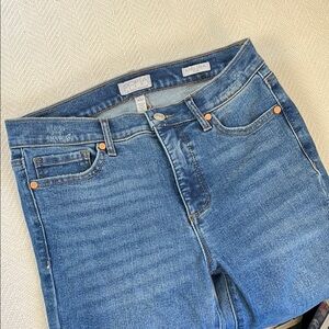 Sophia Vergara Flare Jeans size 4 short